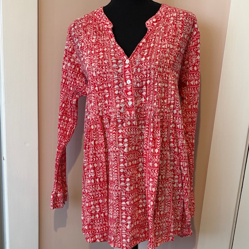 Women's Red Printed Button-Front Tunic Blouse